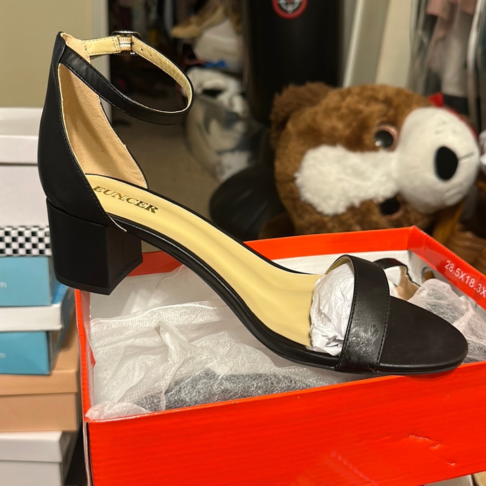 Leather Black classic ankle strap women dress heels